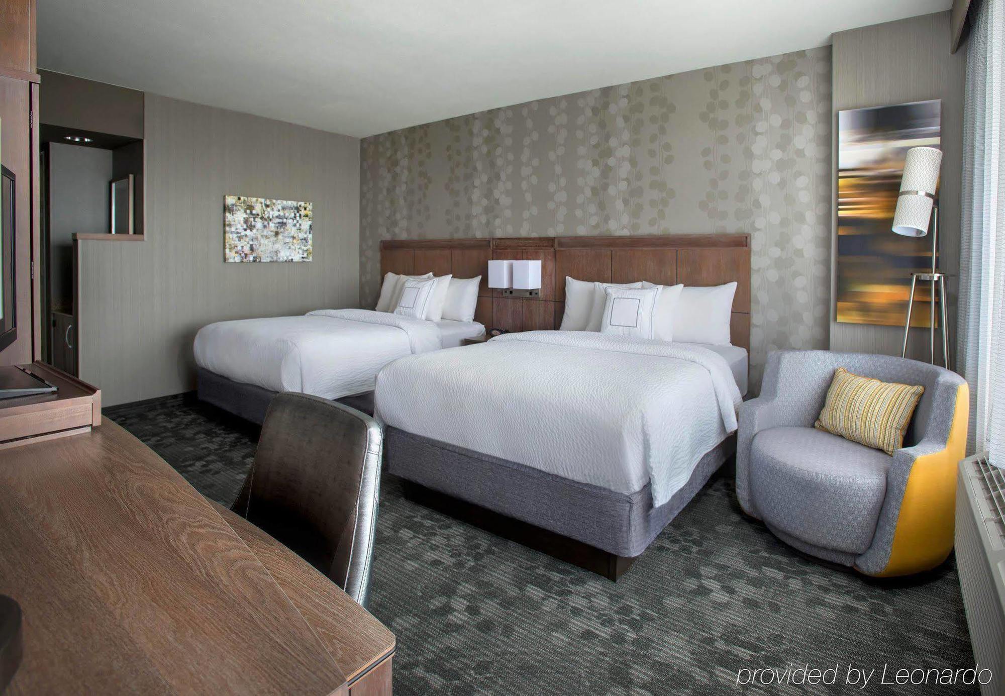 Courtyard By Marriott Philadelphia Lansdale Hotel Exterior photo